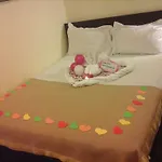 So Hotel