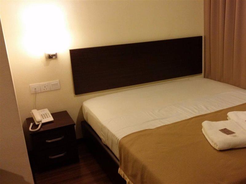 So Hotel 2*