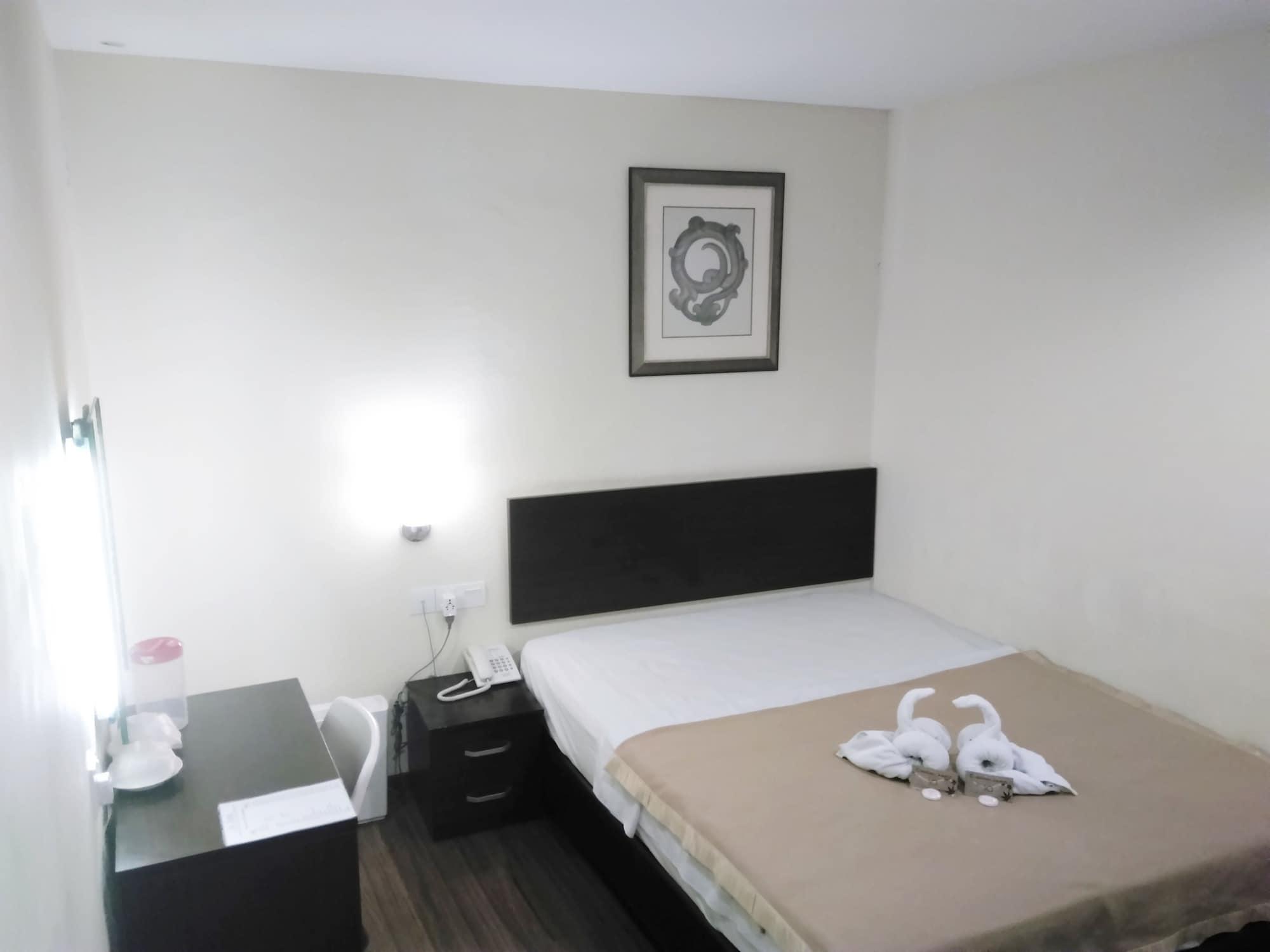 So 2* George Town