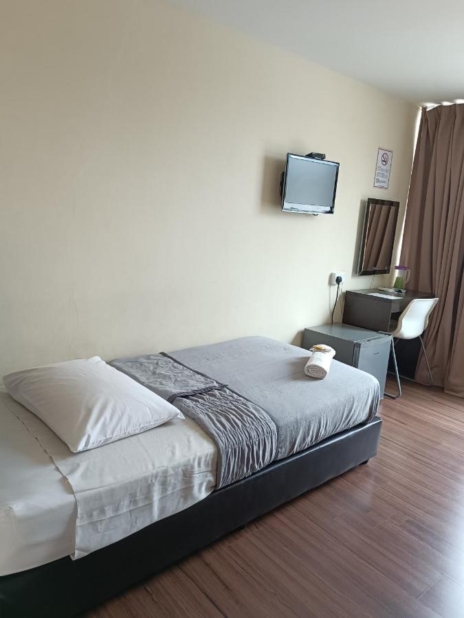 So Hotel