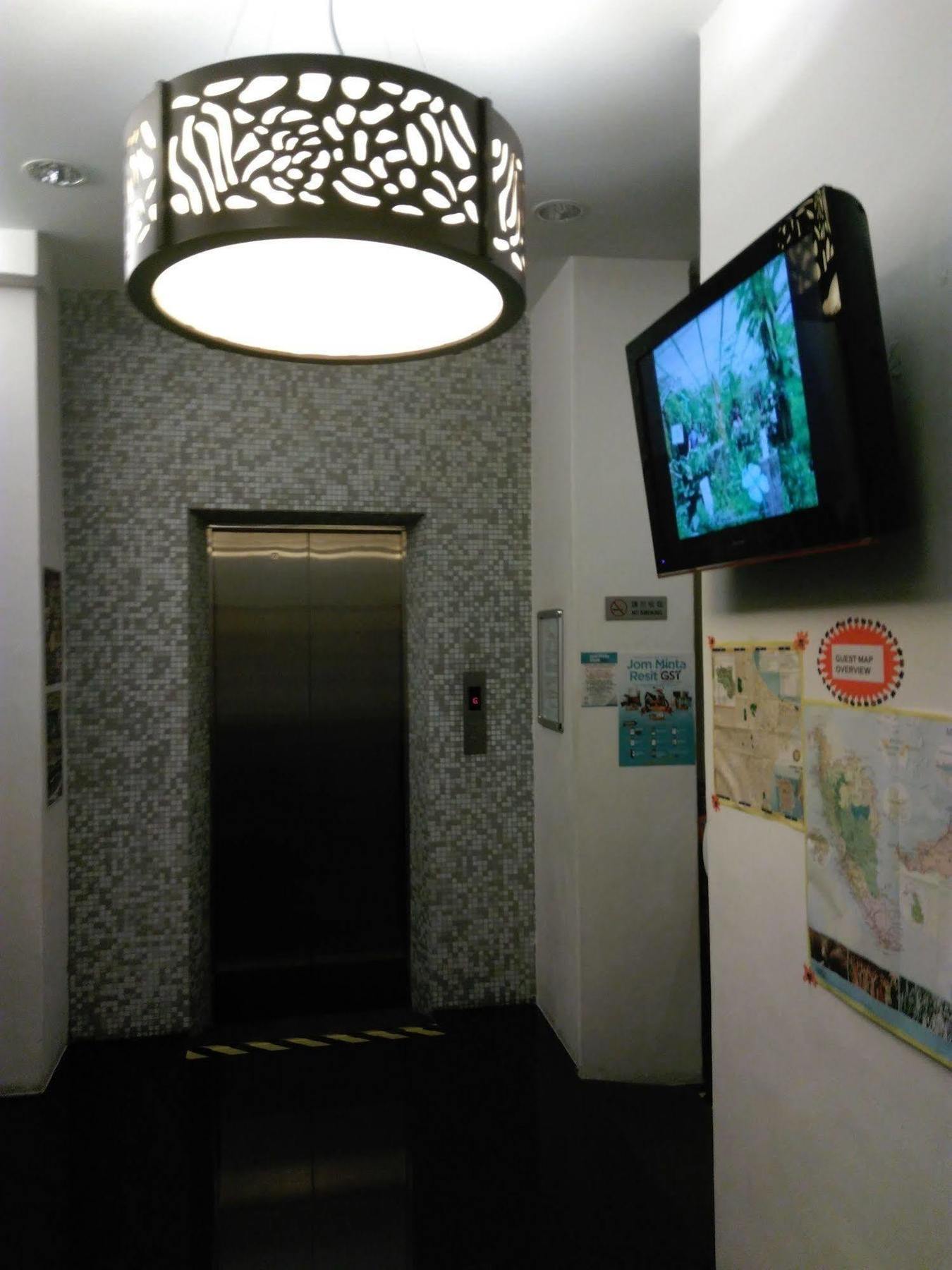 So Hotel 2*
